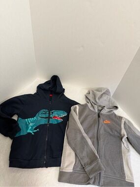 Nike Kids Hooded Zip-Up Sweatshirts in Gray and Navy with Teal Dino Graphic S 7